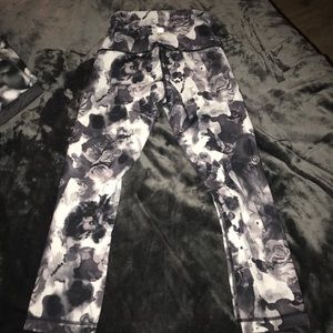 Lululemon Wunder Under Crop Luxtreme